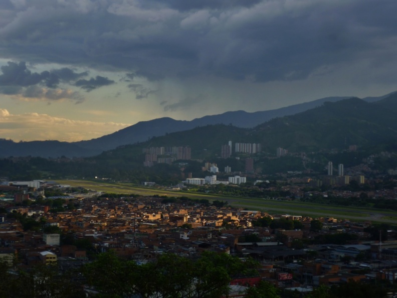 Panoramica Medellin 2.JPG
